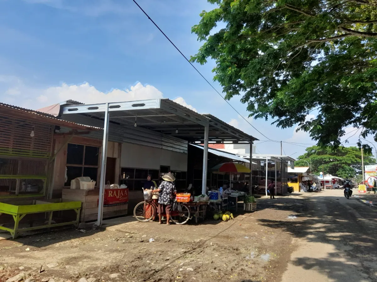 Minimarket UD Kauman: Jantung Belanja Warga Kroya